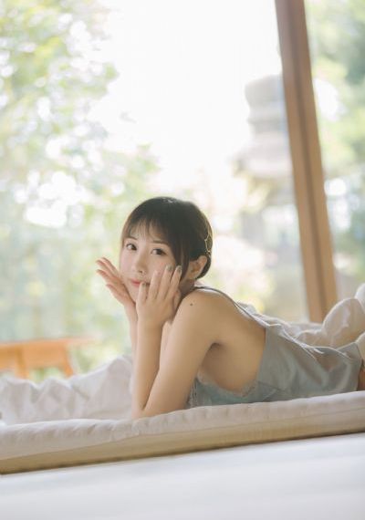 日韩美女久久_BD英语在线播放