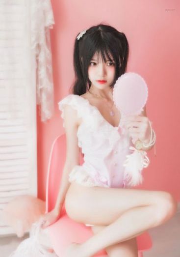 欧美丰满大乳毛片图片_720在线播放